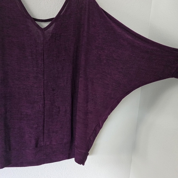 Lane Bryant Blouse Women 22/24 Purple Dolman Sleeve V-Neck Cut Out New - Picture 8 of 13